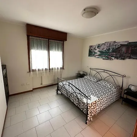 Lo Scrigno Apartment *